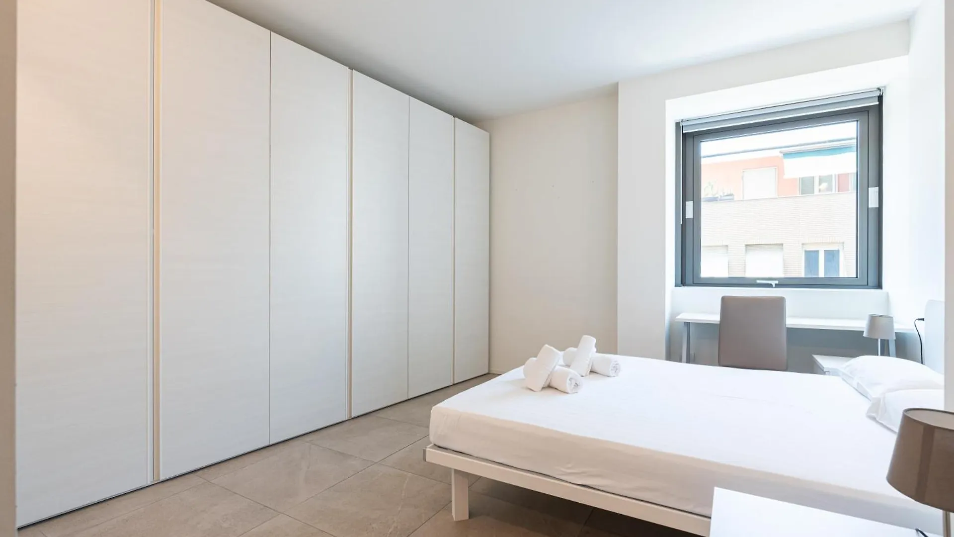 Elegante Bilocale Isola A - Mirable Pm Apartamento Milão