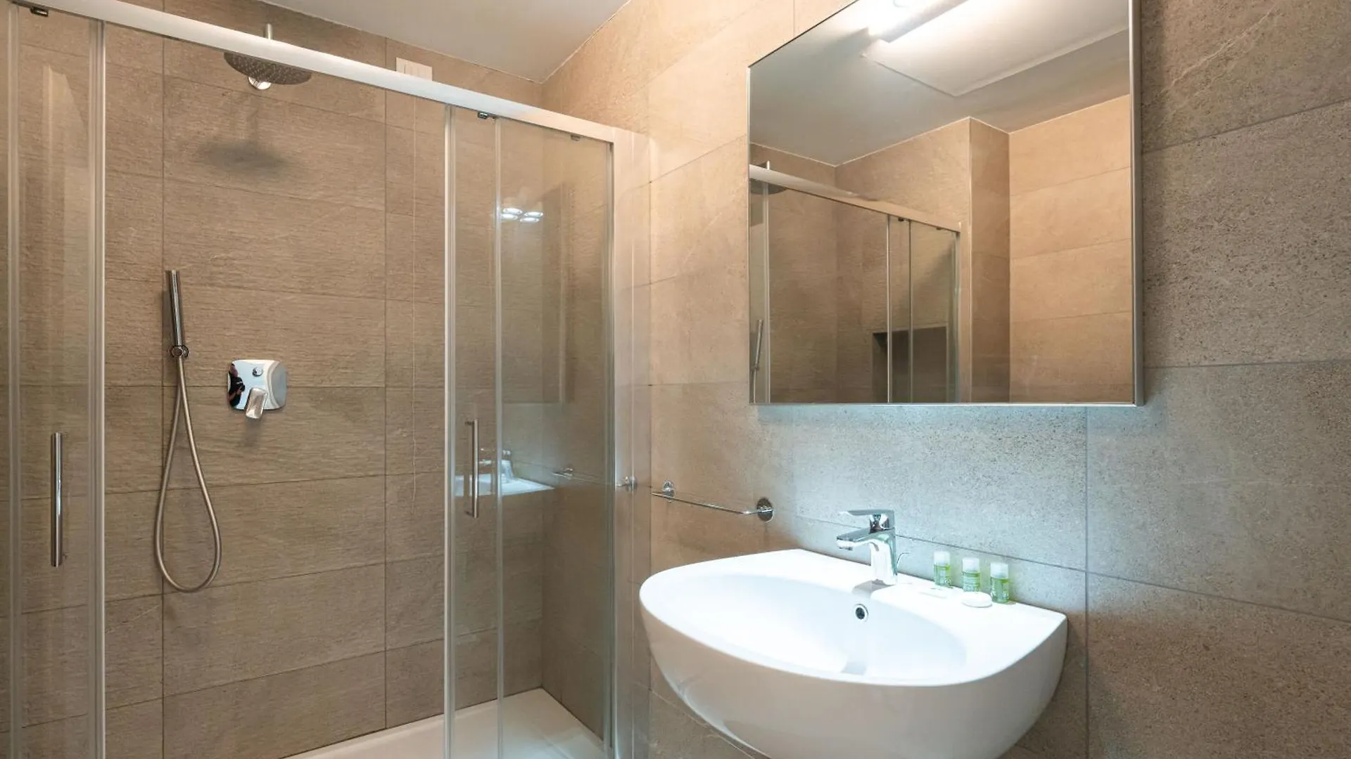 Elegante Bilocale Isola A - Mirable Pm Apartamento Milão Itália