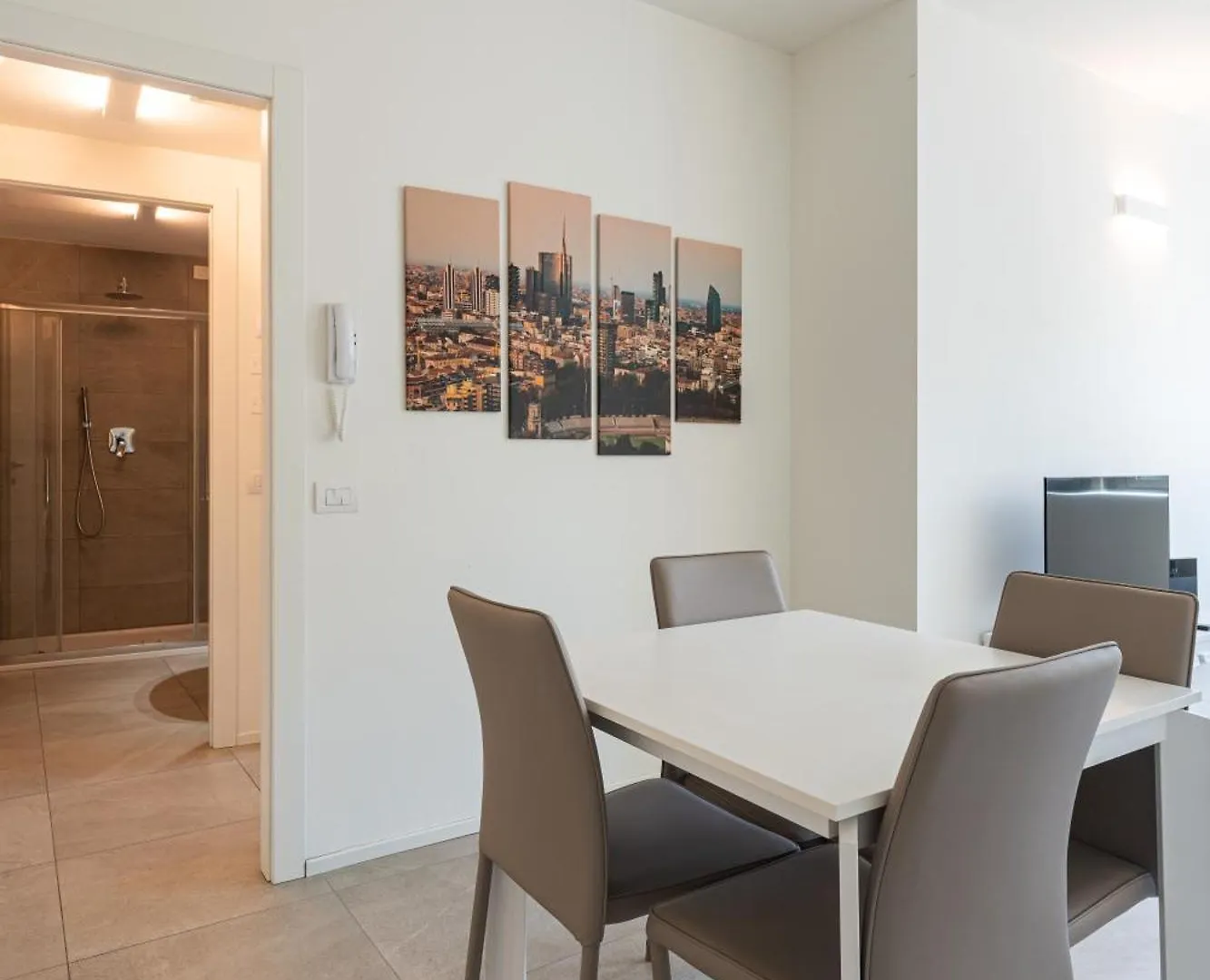 Elegante Bilocale Isola A - Mirable Pm Apartamento Milão