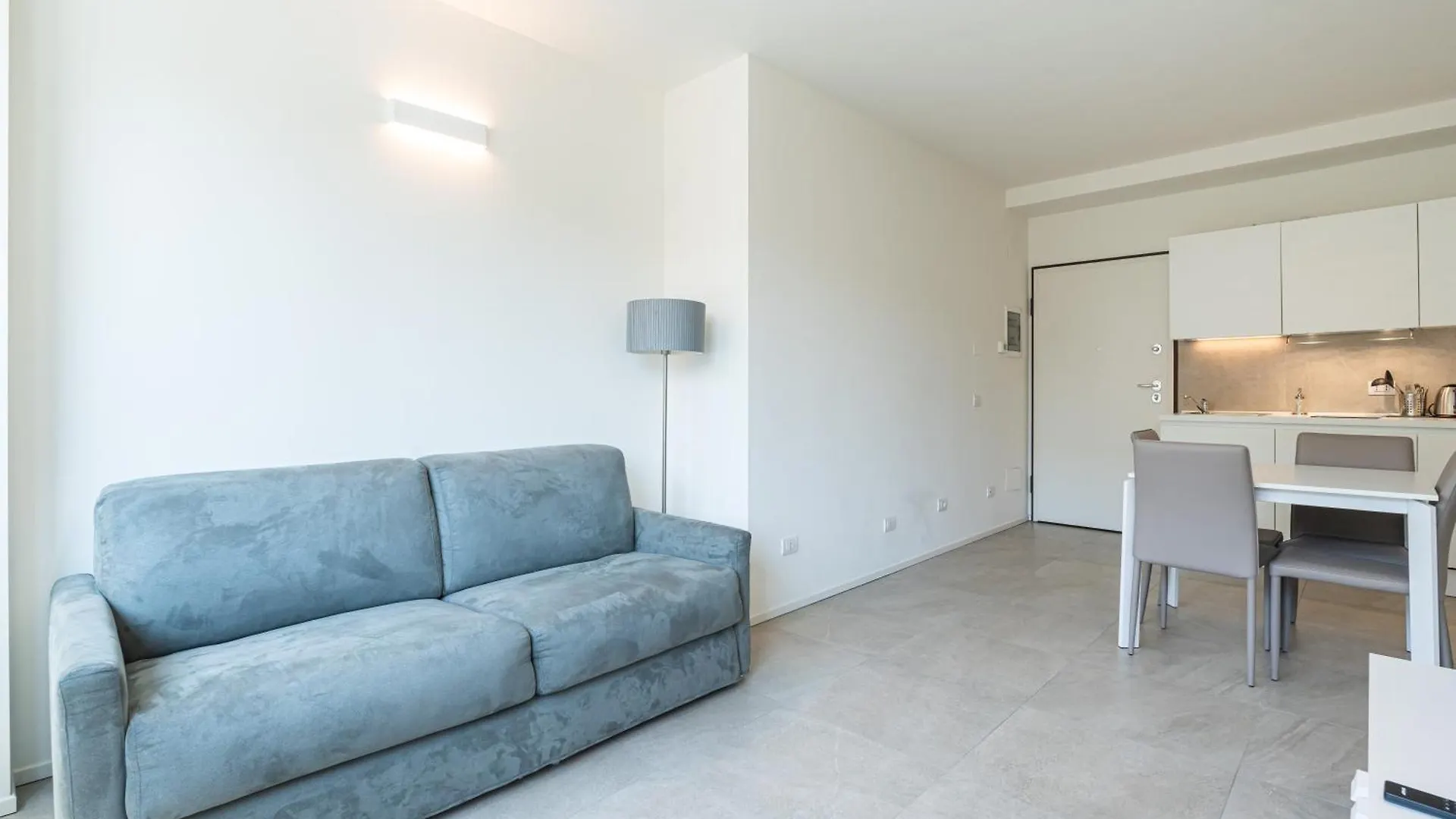 Elegante Bilocale Isola A - Mirable Pm Apartamento Milão
